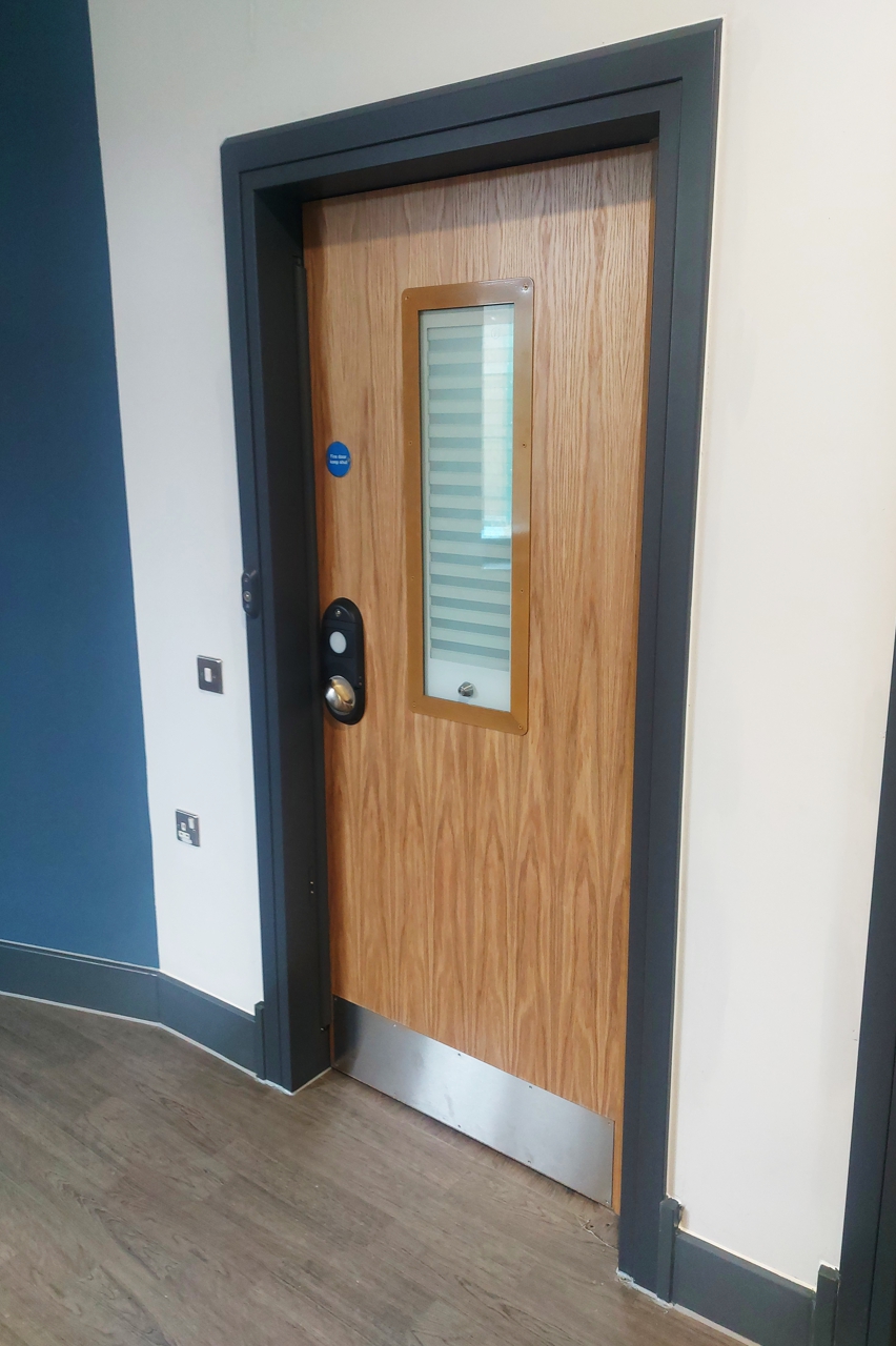 Safehinge swiftfit door install